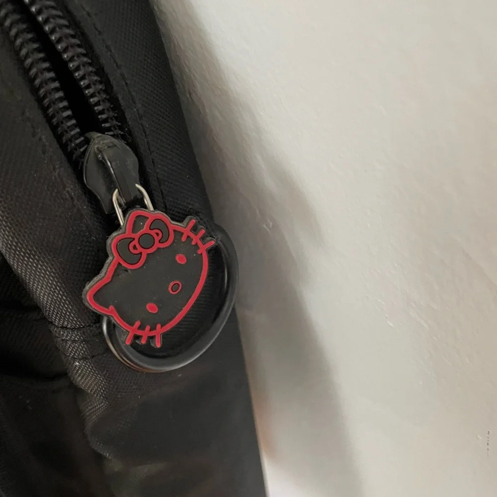 NWOT Hello Kitty Computer Laptop Messenger Bag w/ Adjustable Carry Strap
